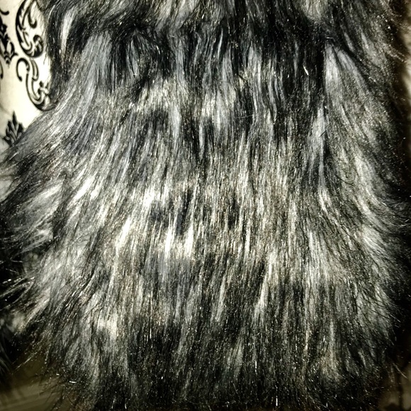 NWOT Marisa Kenson Aspen Hand Warmer gray coyote - Picture 6 of 8